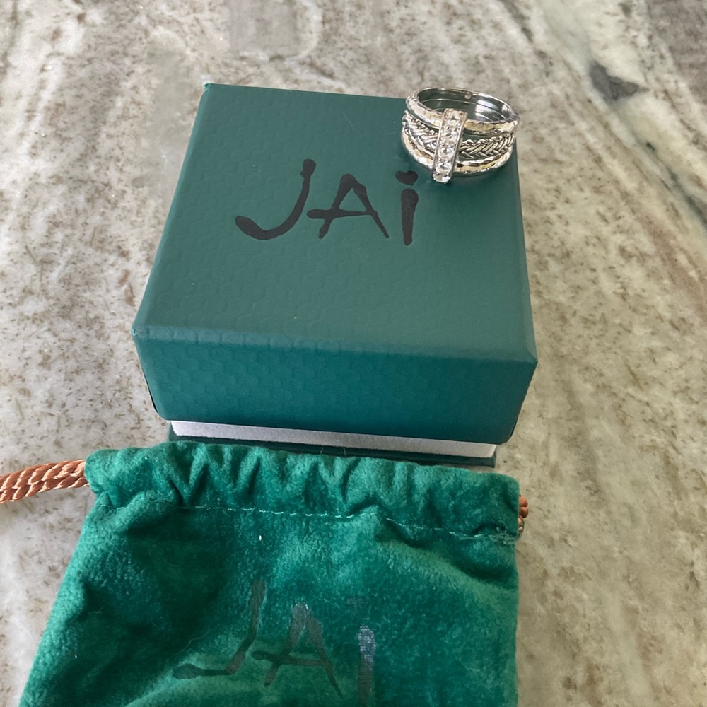 NWB Jai Jewelry White Topaz Sterling Silver Ring